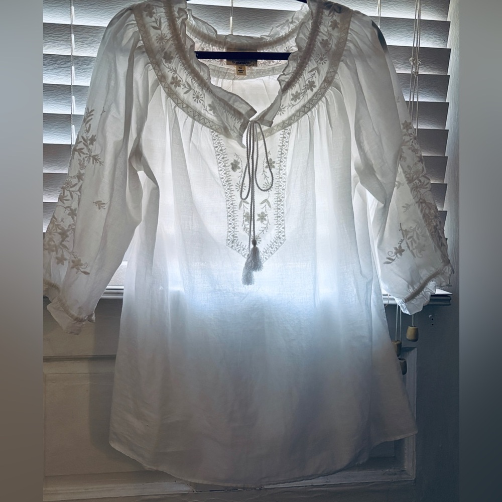 Dress Barn peasant, boho blouse. Embroidered. White on white. NWT plus size 1X